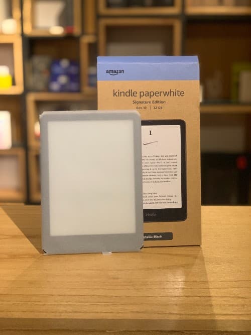 Kindle Paperwhite 12 gen 7" 32gb (Usado,Open Box)
