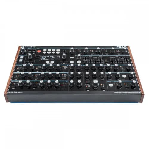 Sintetizador polifónico PEAK Novation 8 voces MIDI